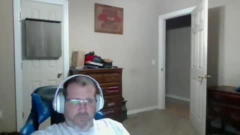 Snapshot of mercer1977 chatting on May 2026 02:56:02 PM mercer1977 online show from May 2026 02:56:02 PM
