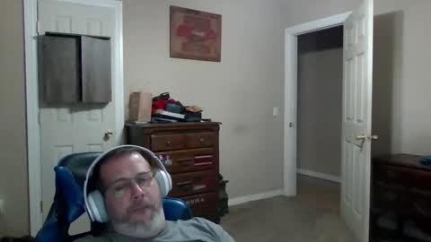 Snapshot of mercer1977 chatting on May 2026 04:46:02 PM mercer1977 online show from May 2026 04:46:02 PM