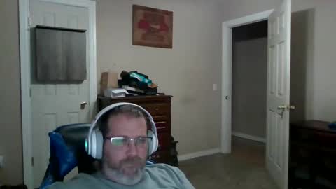 mercer1977 online show from May 2026 05:43:01 PM