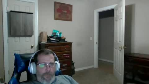 mercer1977 online show from June 2026 01:48:01 PM