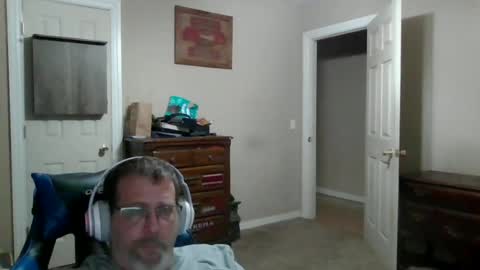 mercer1977 online show from June 2026 04:07:02 PM