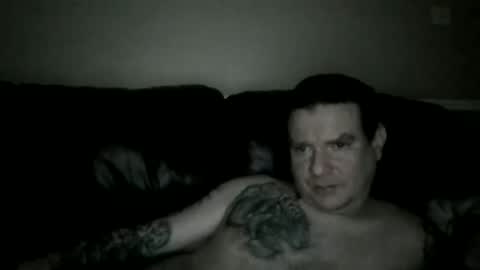 Snapshot of mercher627021 chatting on October 2025 08:44:01 PM ezio online show from October 2025 08:44:01 PM