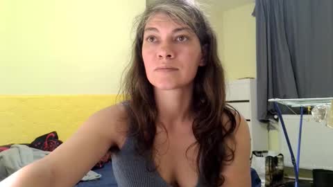 Miss Helena online show from October 2025 01:43:02 PM