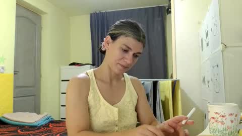 Miss Helena online show from December 2025 02:56:01 PM