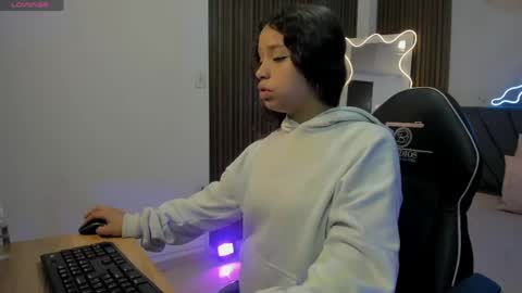mercurio_tay online show from May 2026 12:23:01 PM