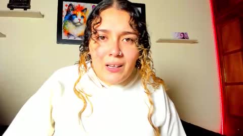 Snapshot of meredit_cristi23 chatting on January 2026 12:59:01 AM CRISTI AND MEREDIT online show from January 2026 12:59:01 AM