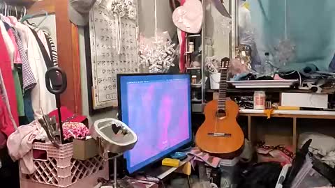 gurlnips online show from January 2025 01:02:01 AM