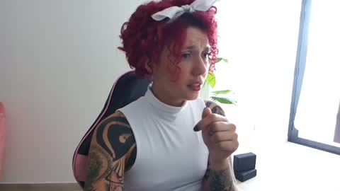 Snapshot of merida__freckles chatting on April 2026 12:23:01 PM Miss Freckles online show from April 2026 12:23:01 PM