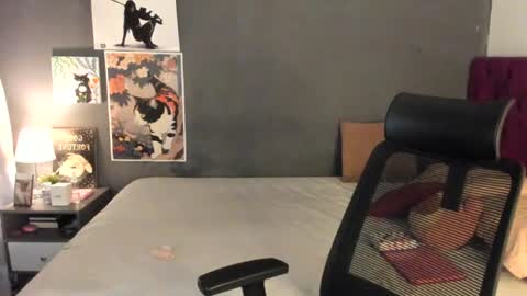 laura 3 i am independent model online show from July 2026 02:09:02 AM