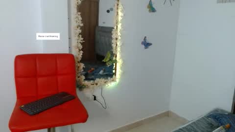 Snapshot of meriilyn_monroe724 chatting on October 2025 02:06:02 PM meriilyn_monroe724 online show from October 2025 02:06:02 PM