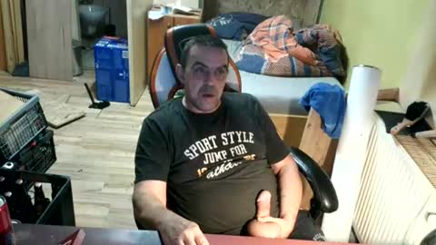 Snapshot of merkur32 chatting on July 2026 02:00:01 AM merkur32 online show from July 2026 02:00:01 AM