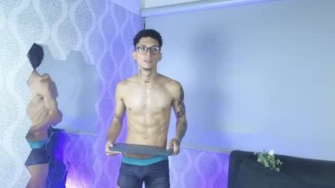 merlin_2026 online show from July 2026 07:53:01 PM