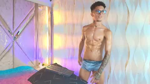 merlin_2026 online show from July 2026 06:22:01 PM