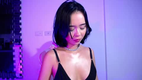 Snapshot of merlin__18 chatting on May 2026 08:21:01 AM Merlin 18 online show from May 2026 08:21:01 AM