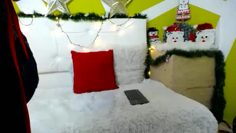 Snapshot of merlinaadams_ chatting on December 2024 09:13:01 PM Merlina online show from December 2024 09:13:01 PM