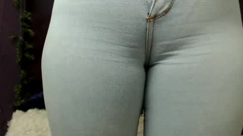 Snapshot of merlinaadams_ chatting on February 2025 11:21:02 PM Merlina online show from February 2025 11:21:02 PM