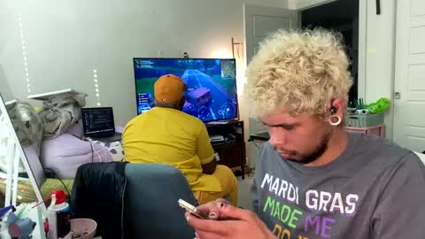 Snapshot of merlinharriss chatting on March 2025 09:24:01 PM Merlinz Magic online show from March 2025 09:24:01 PM