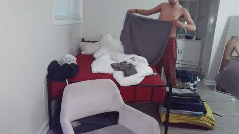 Snapshot of merlinharriss chatting on January 2026 10:26:01 PM Merlinz Magic online show from January 2026 10:26:01 PM