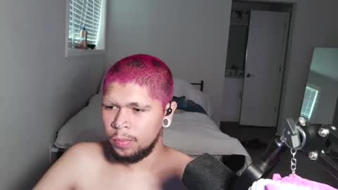 Snapshot of merlinharriss chatting on February 2026 03:43:02 PM Merlinz Magic online show from February 2026 03:43:02 PM