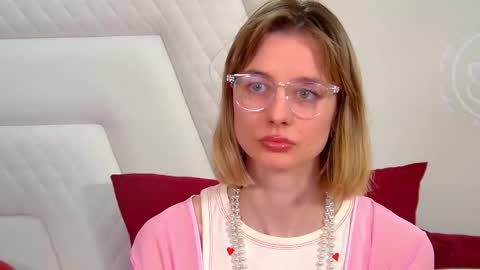 Snapshot of merlinmeyer chatting on March 2026 06:28:02 AM Merlin online show from March 2026 06:28:02 AM