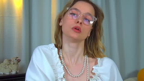 Snapshot of merlinmeyer chatting on April 2026 06:27:02 PM Merlin online show from April 2026 06:27:02 PM