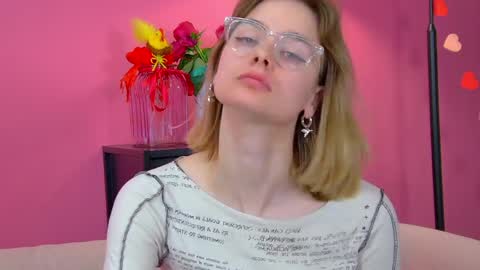 Snapshot of merlinmeyer chatting on April 2026 05:08:02 AM Merlin online show from April 2026 05:08:02 AM