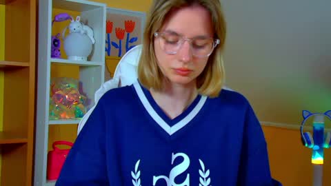 Snapshot of merlinmeyer chatting on April 2026 06:52:01 PM Merlin online show from April 2026 06:52:01 PM