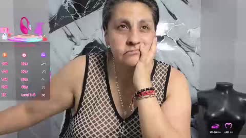 Snapshot of merlyna_goldens chatting on September 2025 11:19:01 PM My next birthday is December 11th. online show from September 2025 11:19:01 PM