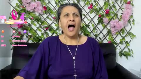 Snapshot of merlyna_goldens chatting on October 2025 11:17:01 PM My next birthday is December 11th. online show from October 2025 11:17:01 PM