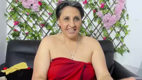 Snapshot of merlyna_goldens chatting on November 2025 12:15:02 PM My next birthday is December 11th. online show from November 2025 12:15:02 PM