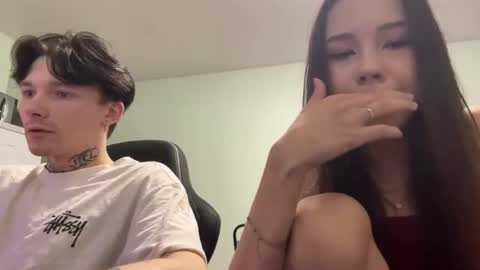 Alex and Mila online show from July 2026 04:05:01 PM