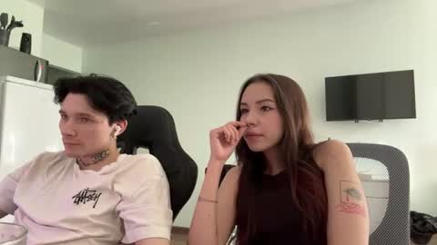 Alex and Mila online show from July 2026 03:32:01 PM