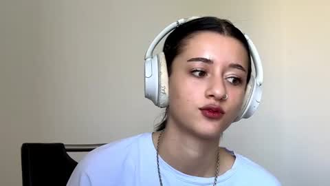 Isabella online show from June 2026 09:14:02 AM