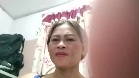 Snapshot of merry_ann123 chatting on June 2026 01:02:02 PM merry_ann123 online show from June 2026 01:02:02 PM