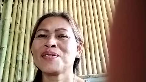 Snapshot of merry_ann123 chatting on July 2026 04:06:02 AM merry_ann123 online show from July 2026 04:06:02 AM
