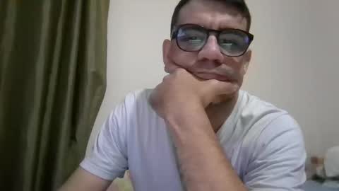 Nerd Latino online show from November 2025 03:18:02 AM