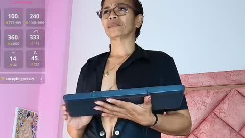Mery Beks online show from May 2026 10:44:02 AM