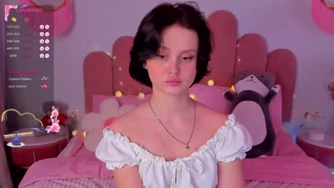 Anna online show from January 2025 10:11:01 AM