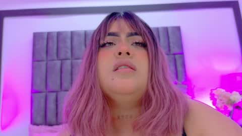 Mery Stone online show from May 2026 04:50:01 AM