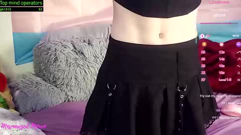 Snapshot of mesmerized_mowo chatting on September 2025 10:10:02 PM mesmerized_mowo online show from September 2025 10:10:02 PM