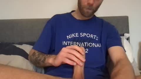 messageme11 online show from December 2024 01:05:02 PM