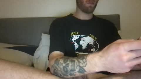 messageme11 online show from November 2025 10:35:01 PM