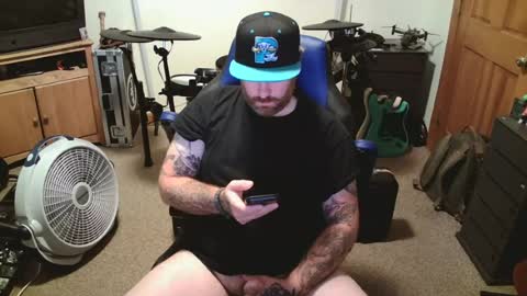 metalhead18787 online show from July 2026 11:47:01 AM