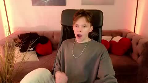 MEVERIK OUSHEN online show from July 2026 08:27:02 PM
