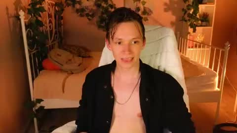 MEVERIK OUSHEN online show from July 2026 09:22:01 PM