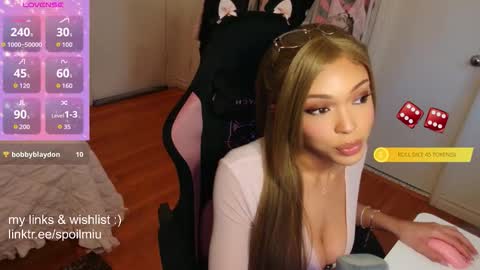 Snapshot of mew2wo chatting on February 2026 01:26:01 AM mew2wo online show from February 2026 01:26:01 AM