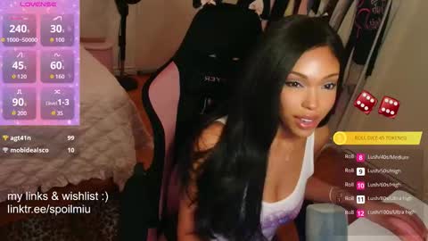 Snapshot of mew2wo chatting on March 2026 05:46:01 AM mew2wo online show from March 2026 05:46:01 AM