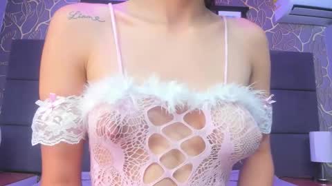 Snapshot of mey_doll chatting on September 2025 11:32:02 AM Your Mey online show from September 2025 11:32:02 AM