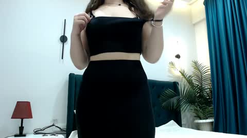 Mey  Kylie online show from January 2025 07:13:02 PM