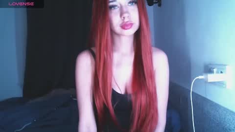 Snapshot of mezzalunaa chatting on February 2025 02:05:02 AM vollmond online show from February 2025 02:05:02 AM